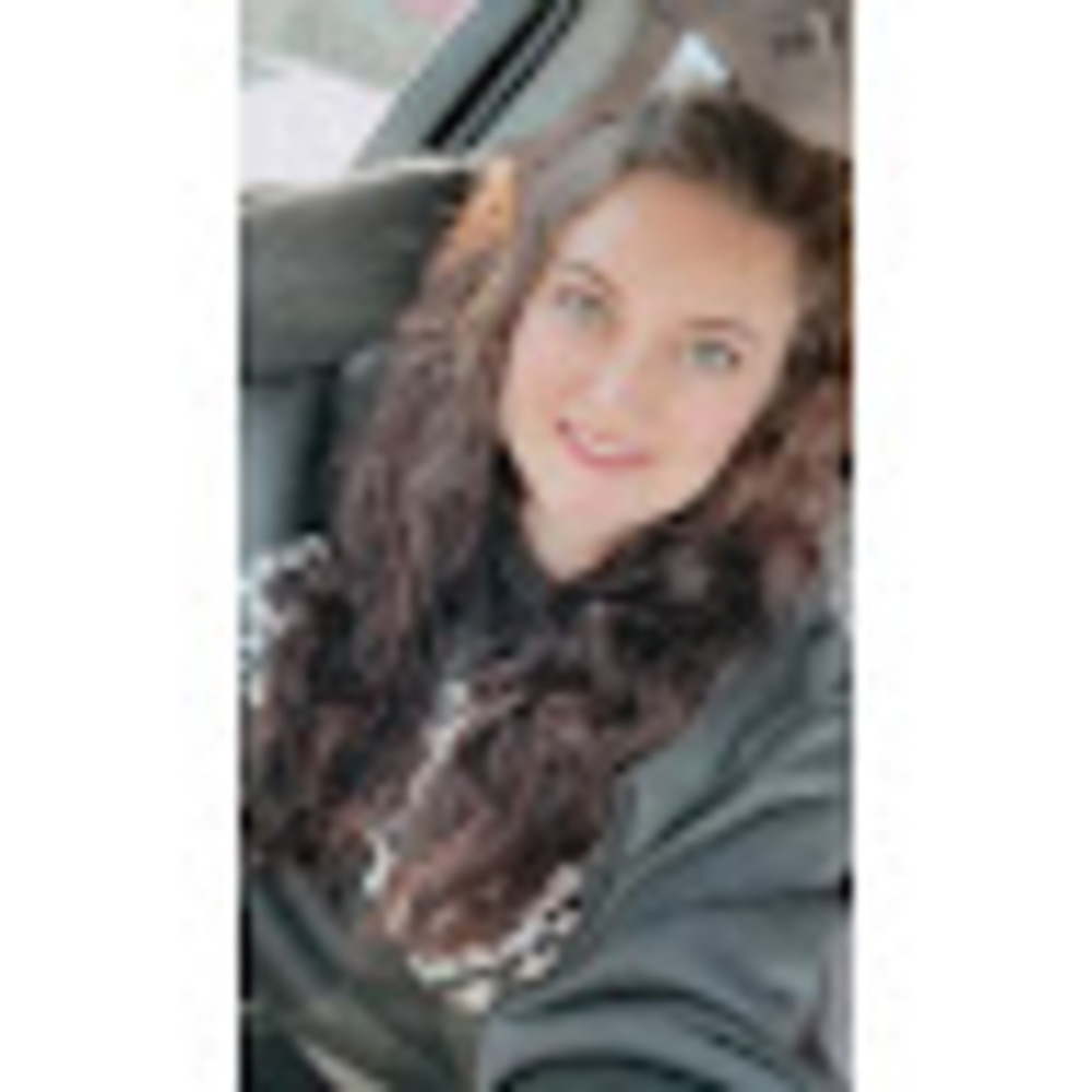 Meet your Posher, Toria